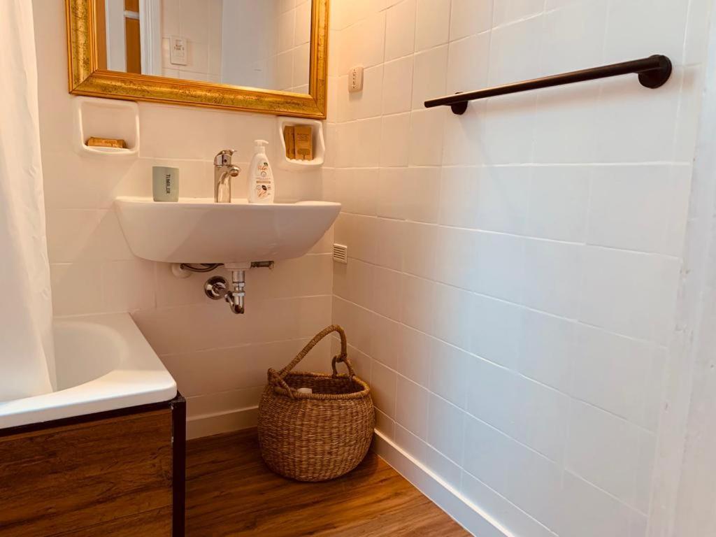 Il Rifugio Di Bacco Apartment Trapani Bagian luar foto